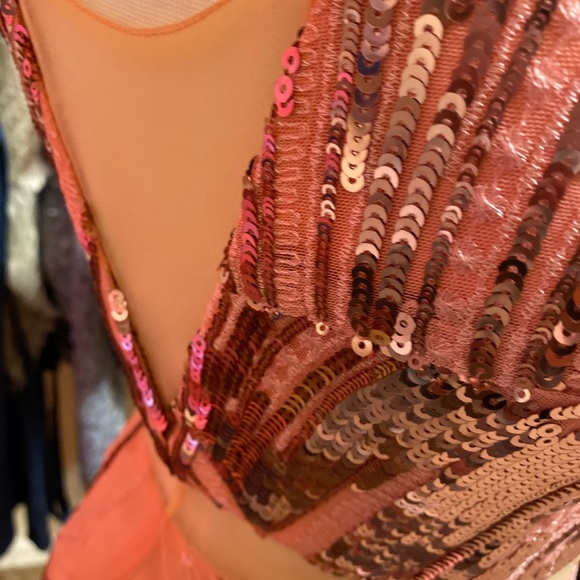 Formal beautiful Dres Dusty Rose - Picture 5 of 8